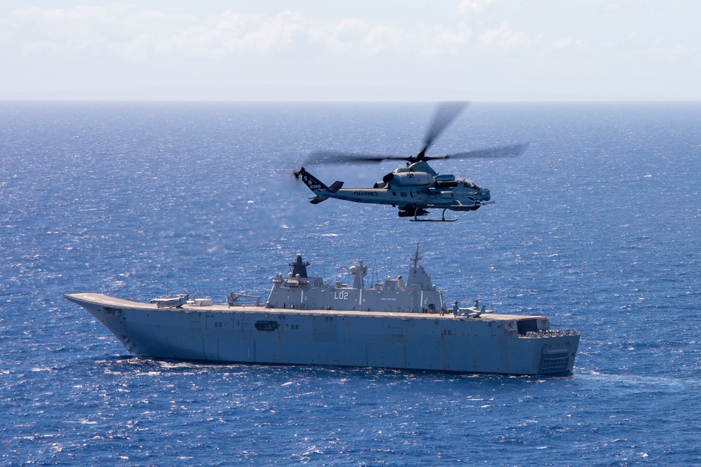 USS Essex Conducts Amphibious Assault Operations During RIMPAC 2022