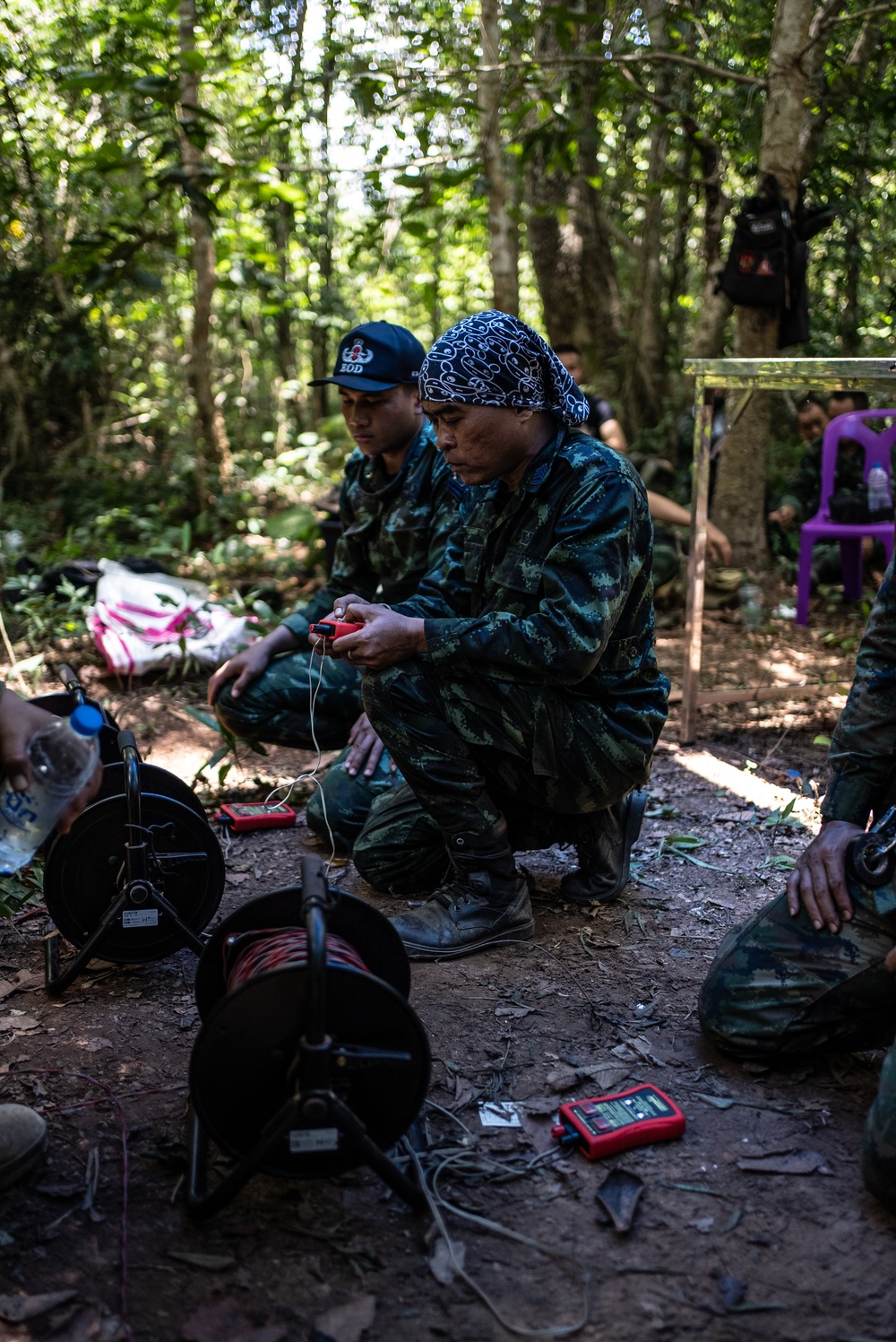 HMA Thailand 22 | Royal Thai and U.S. Marine EOD technicians practice EOD techniques