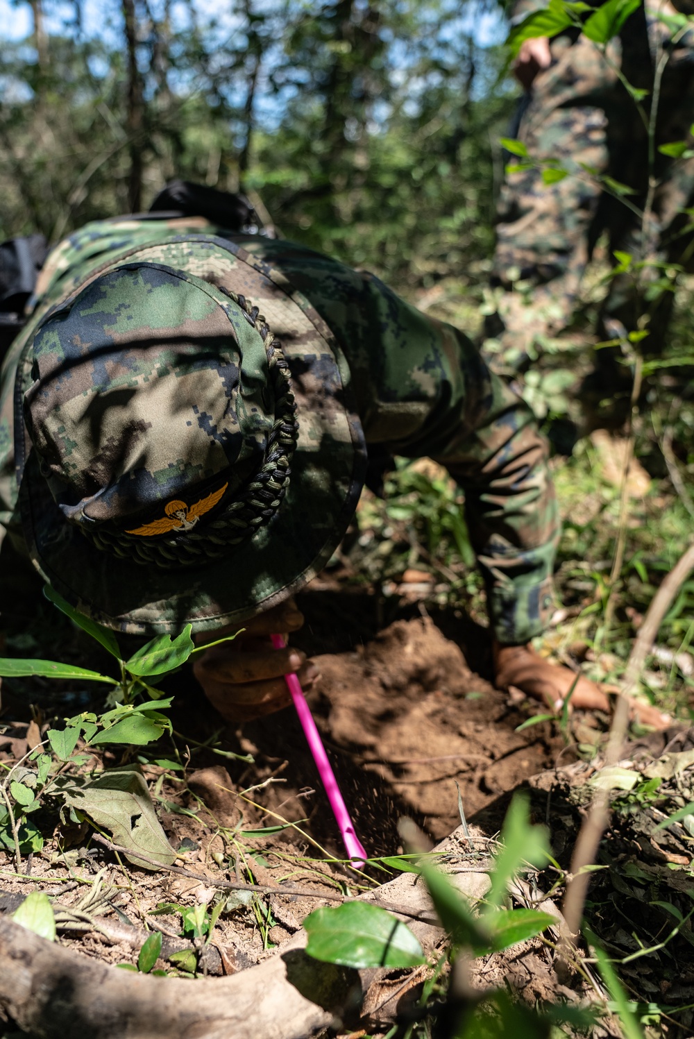 HMA Thailand 22 | Royal Thai and U.S. Marine EOD technicians practice EOD techniques