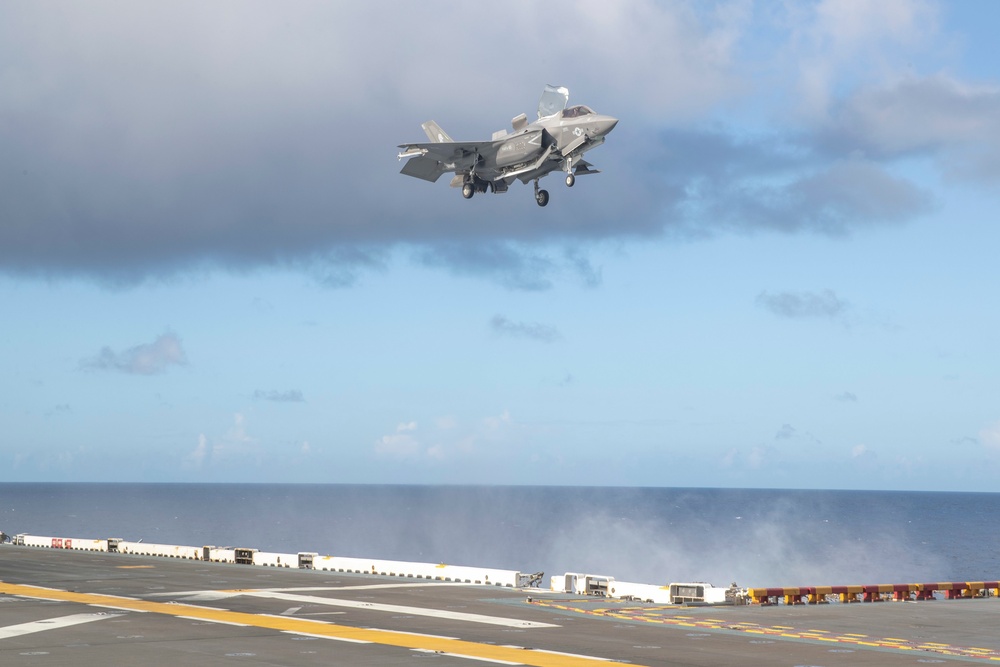 USS Tripoli Flight Operations with Marine Medium Tiltrotor Squadron (VMM) 262 (Reinforced)