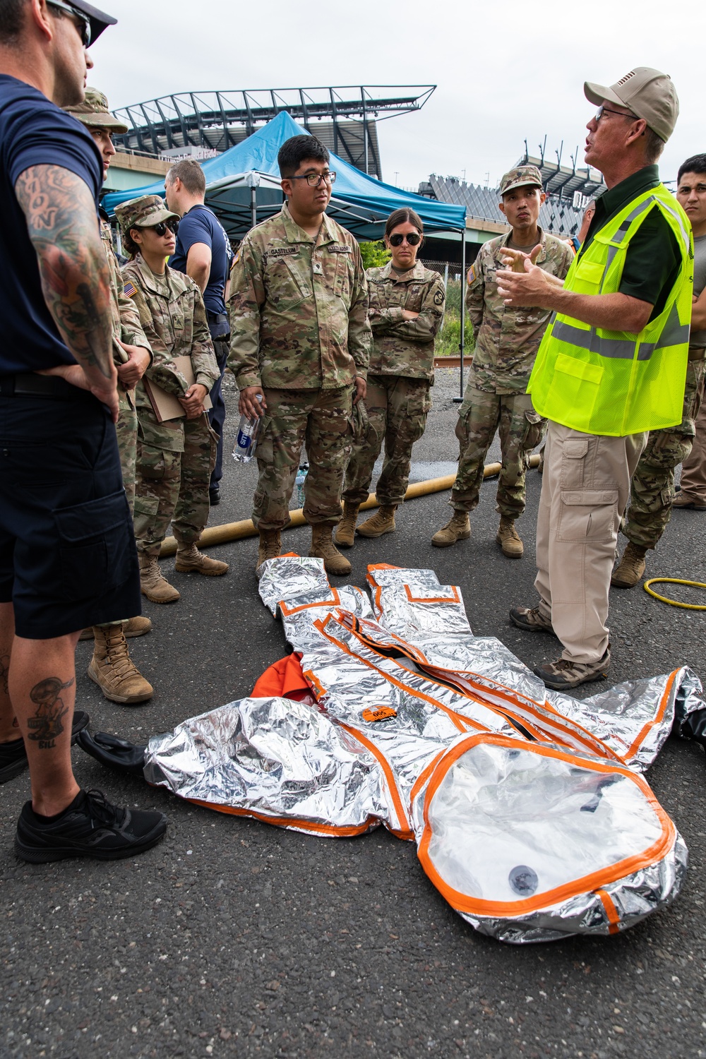 Task Force 46 and Philadelphia Fire Department conduct chemical spill training at CSX Railyard