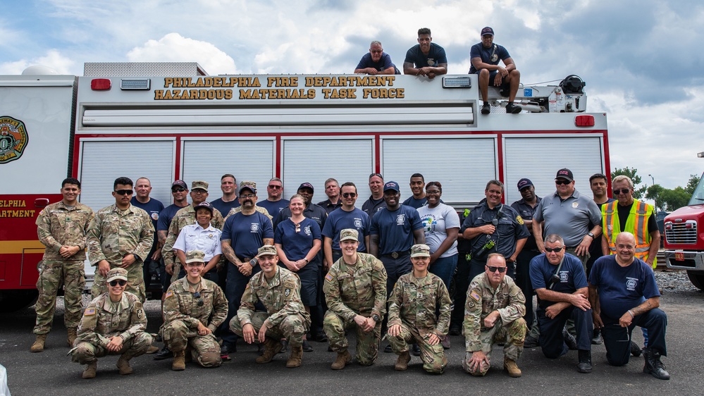 Task Force 46 and Philadelphia Fire Department conduct chemical spill training at CSX Railyard