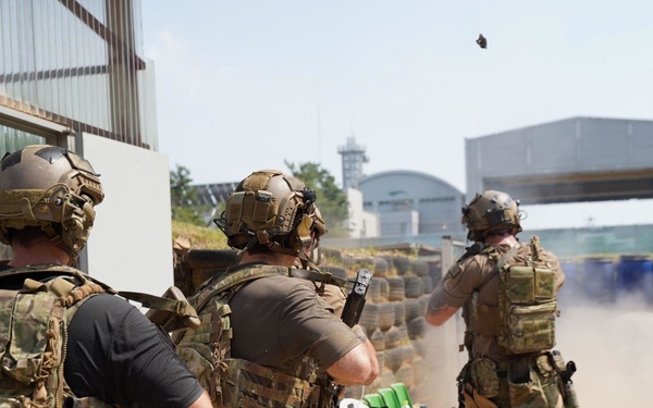 1st SFG (A) Green Berets hone CQB, VBSS skills in South Korea
