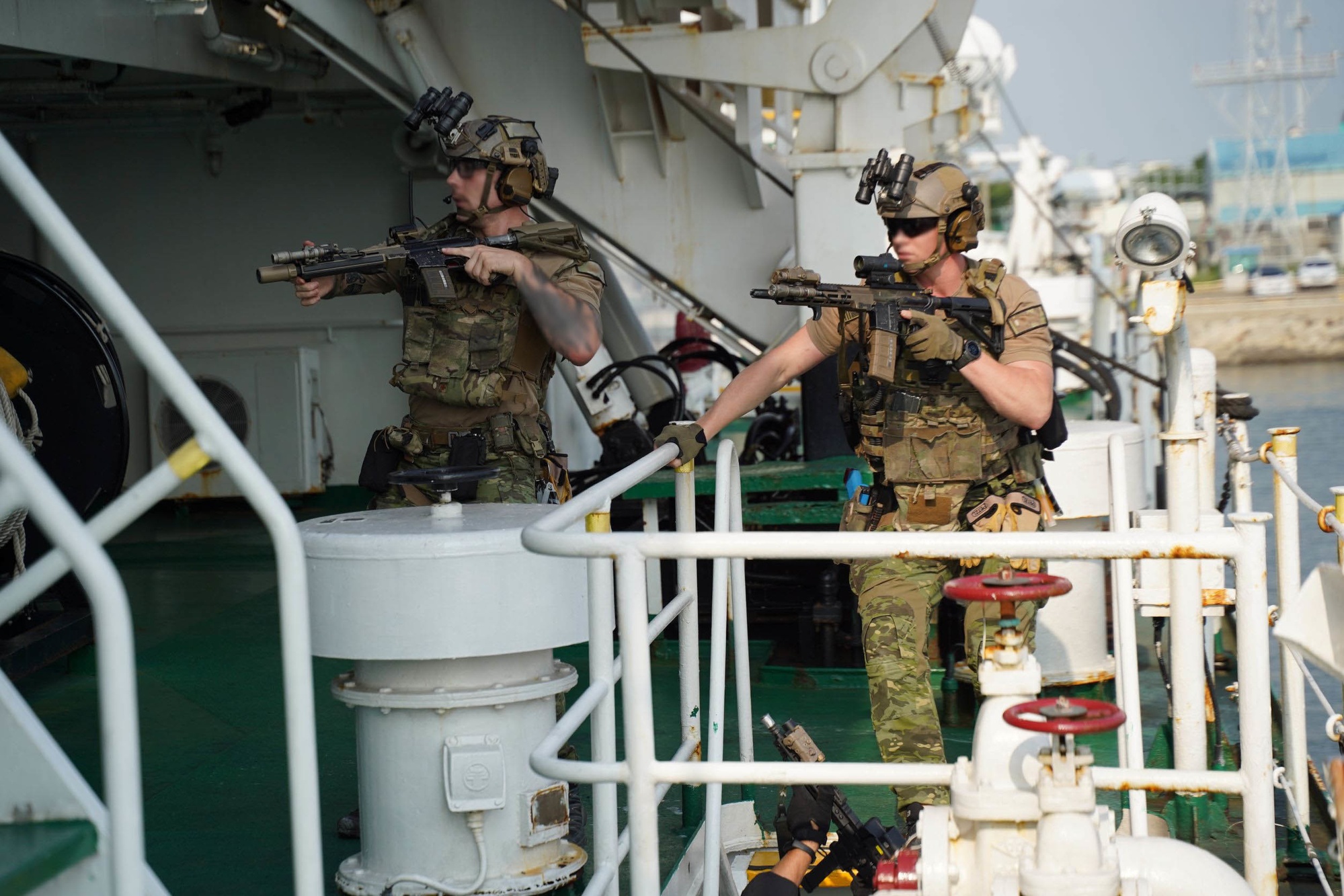 ミリタリー IWG Special Bear Service ミリタリー IWG Special Bear