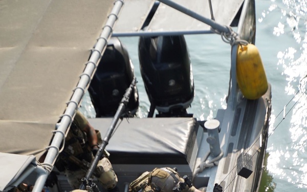 1st SFG (A) Green Berets hone CQB, VBSS skills in South Korea