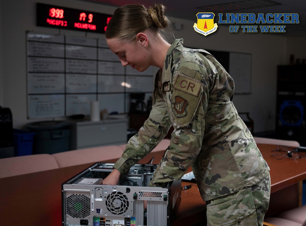 Linebacker of the Week: Airman 1st Class Elaine Warren