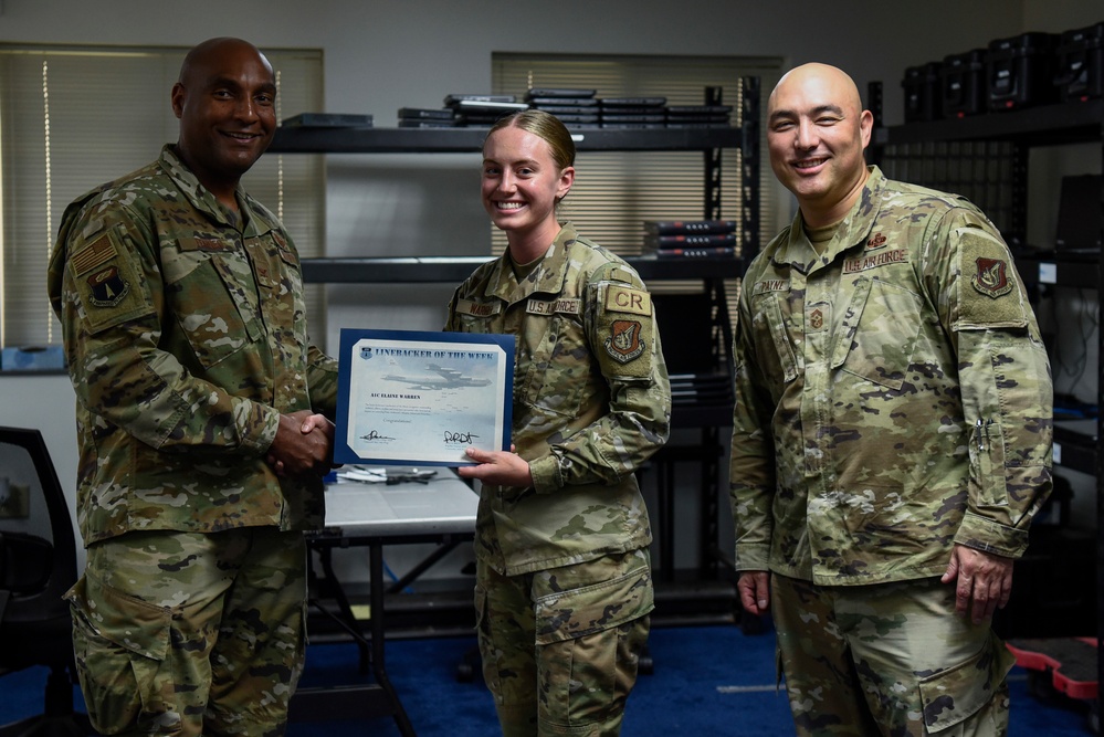 Linebacker of the Week: Airman 1st Class Elaine Warren