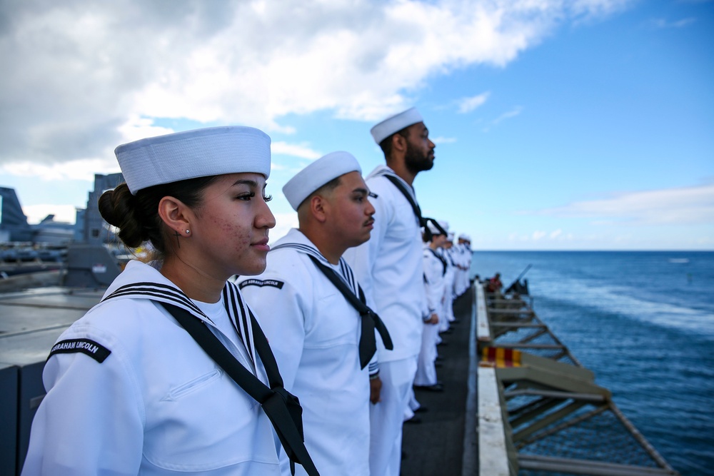 RIMPAC 2022 USS Abraham Lincoln Arrives at Pearl Harbor