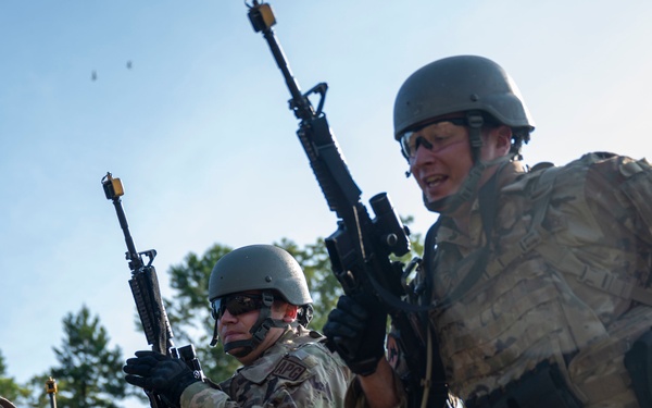 Fieldcraft students learn tactics fundamentals