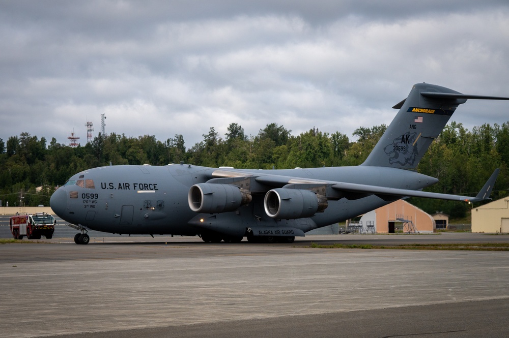 Arctic Thunder Open House takes to the skies