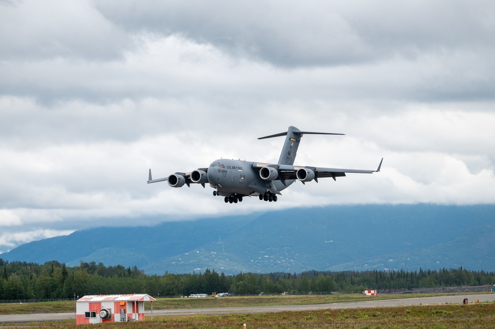 Arctic Thunder Open House takes to the skies