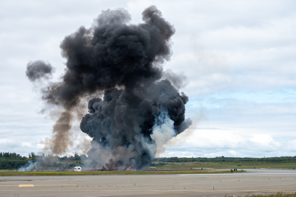 Arctic Thunder Open House takes to the skies