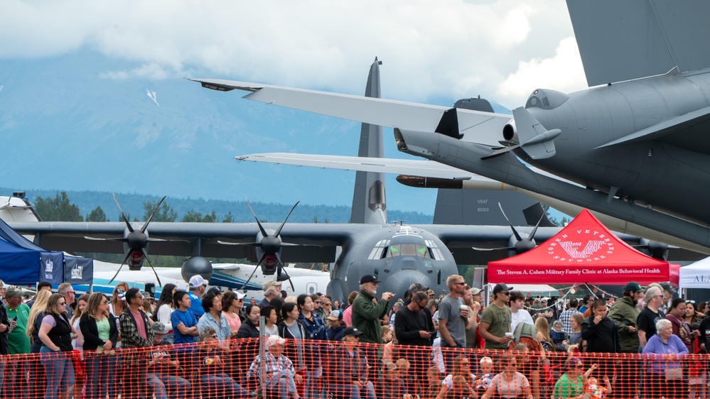 Arctic Thunder Open House takes to the skies