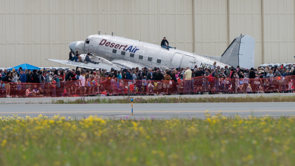 Arctic Thunder Open House takes to the skies