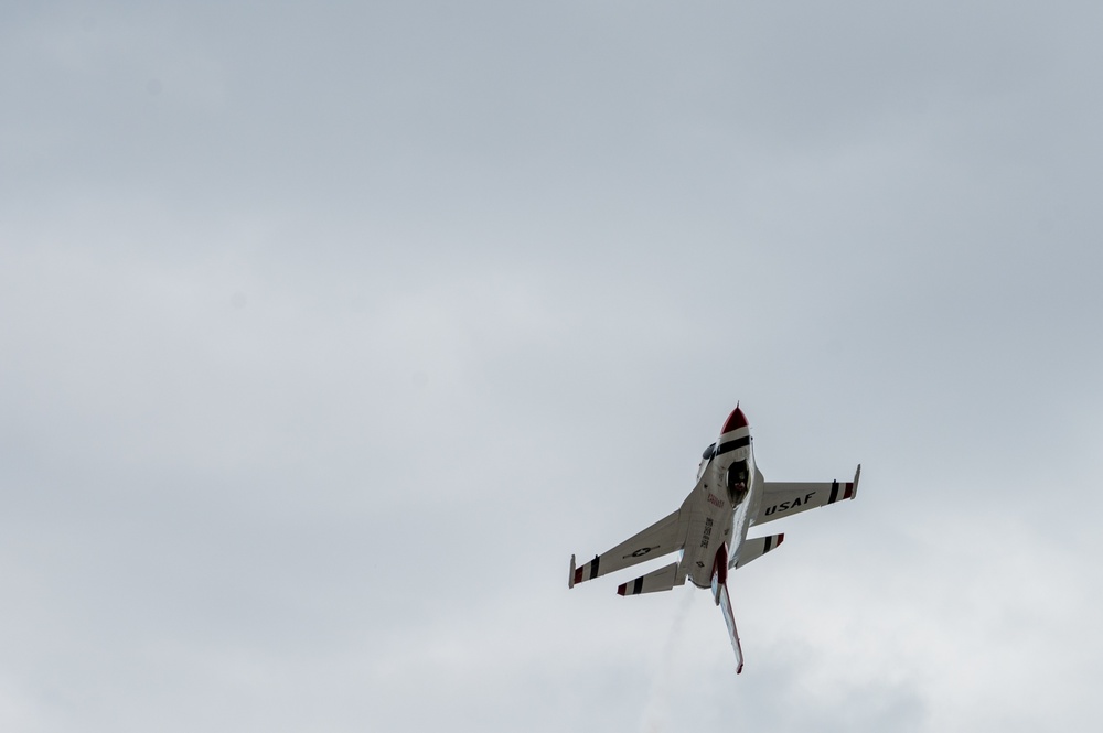 Arctic Thunder Open House takes to the skies