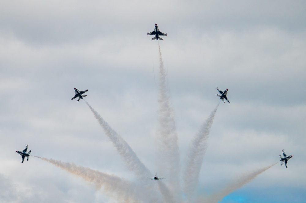 Arctic Thunder Open House takes to the skies