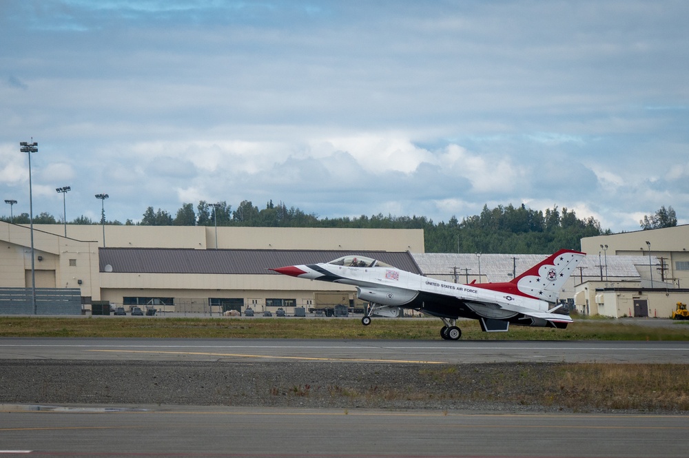 Arctic Thunder Open House takes to the skies