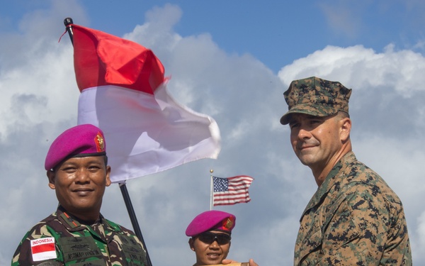 Partner Nations Exchange Gifts during RIMPAC 2022