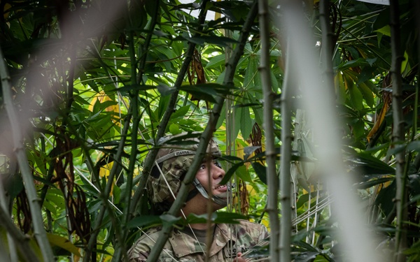 U.S. Paratroopers Kick-off Super Garuda Shield with Trilateral Airborne Operations