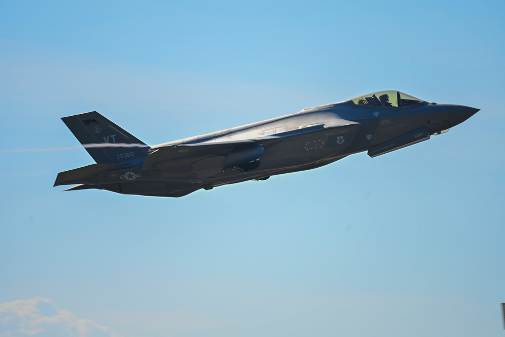 ANG F-35s depart Spangdahlem AB after successful rotation