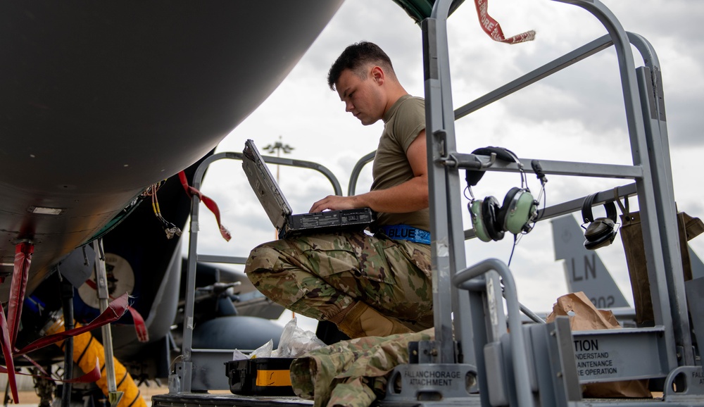 RAF Lakenheath Airman earns 12 Outstanding Airmen Award