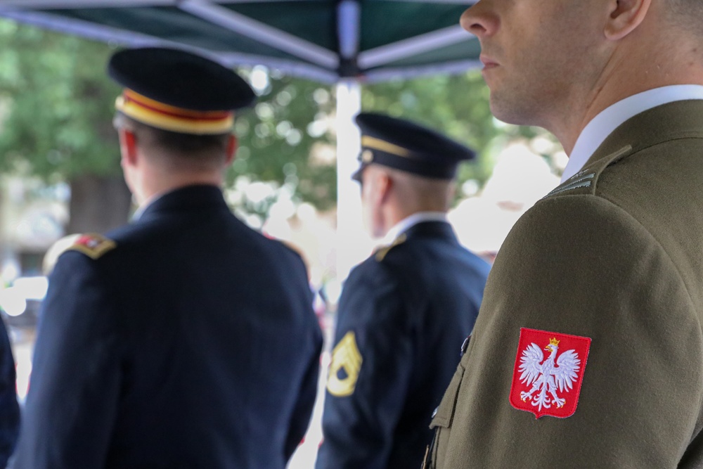 U.S. Soldiers participate in Polish military ceremony