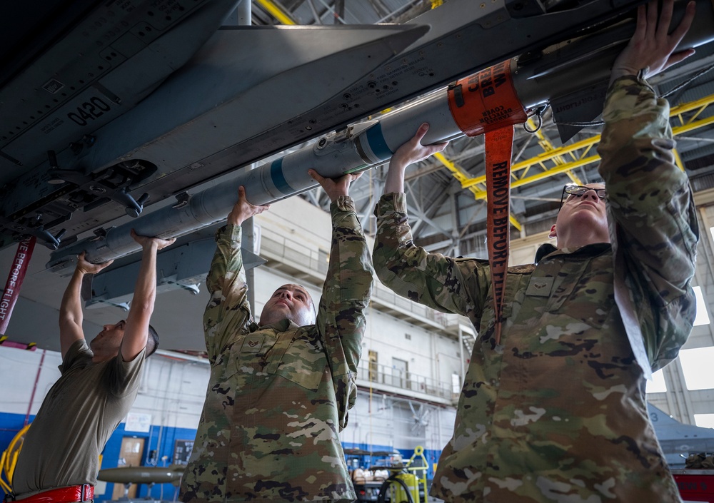 96th AMXS quarterly weapons load competition July