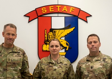 Maj. Gen. Wasmund recognizes SFC Alexsandria Pavlenko