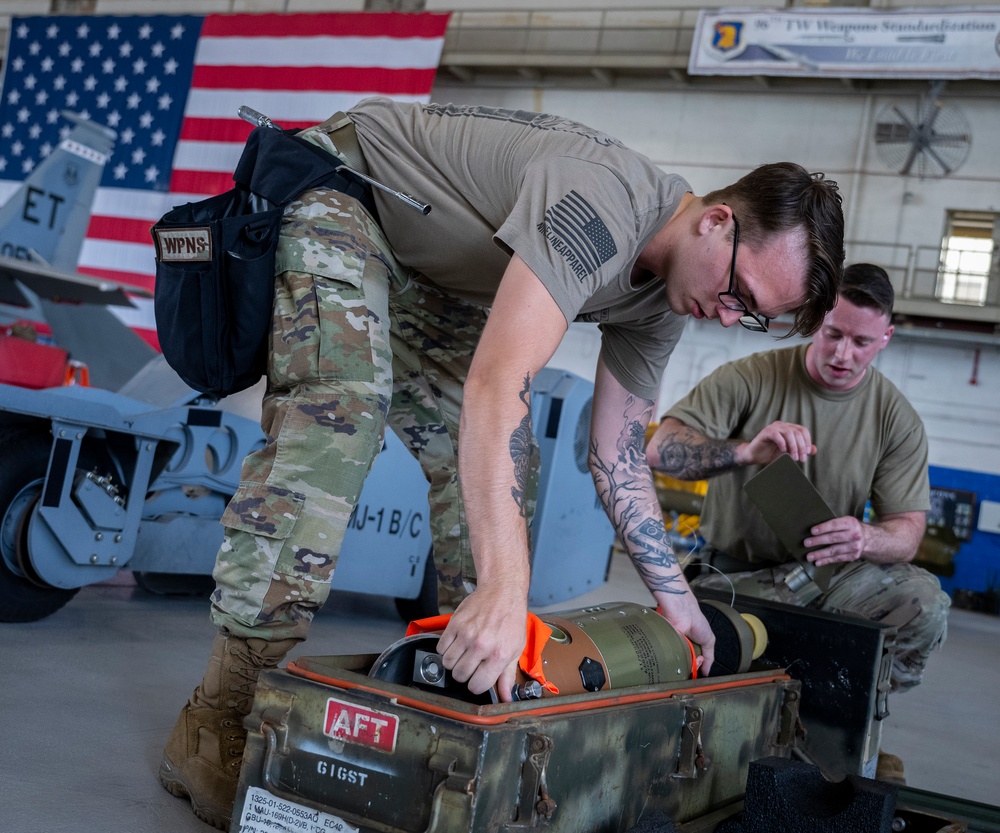 96th AMXS quarterly weapons load competition July