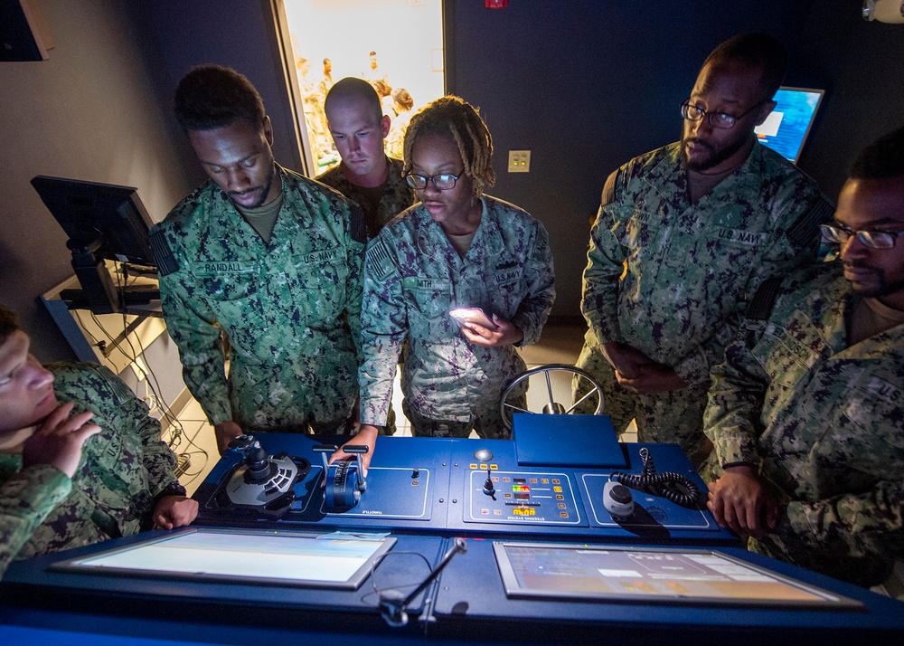 Kennedy Sailors Train at the Navigation, Seamanship, and Shiphandling Trainer