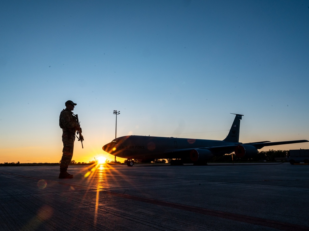 914th SFS monitors flightline