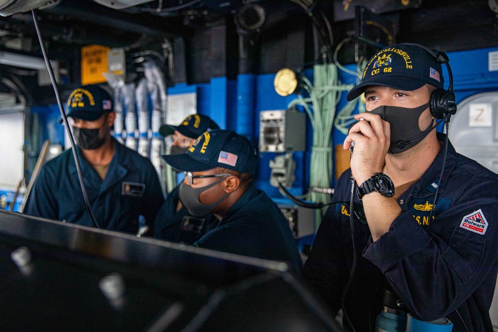 USS Chancellorsville Conducts a Replenishment-at-sea