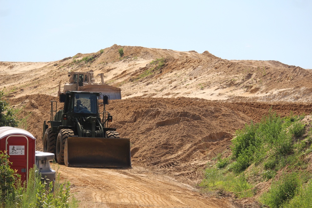 Army Reserve’s 390th Combat Engineers help with ongoing troop project at Fort McCoy