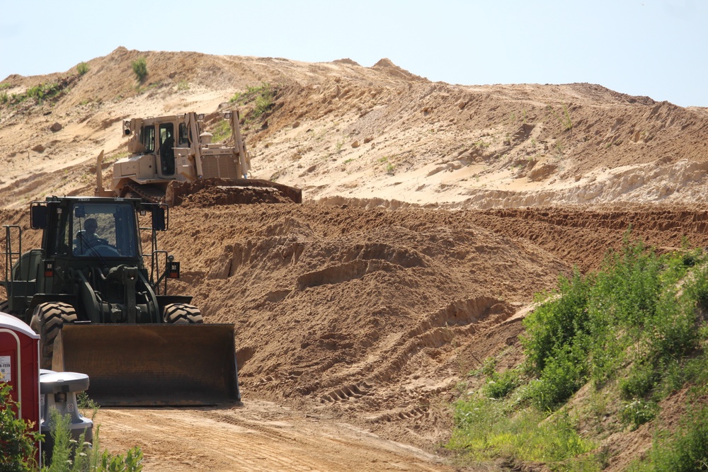 Army Reserve’s 390th Combat Engineers help with ongoing troop project at Fort McCoy
