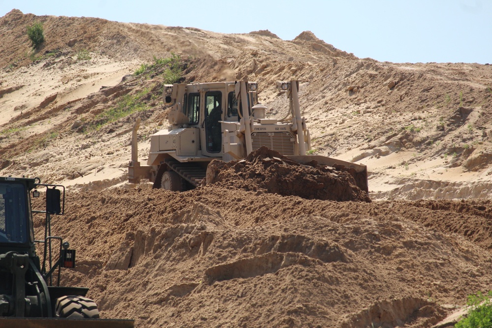 Army Reserve’s 390th Combat Engineers help with ongoing troop project at Fort McCoy