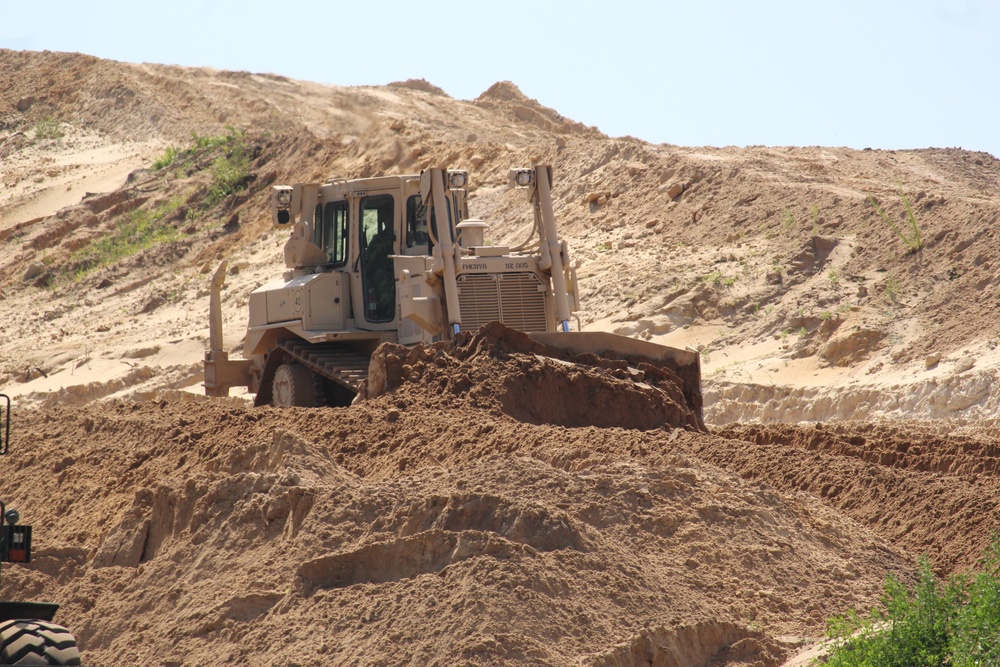 Army Reserve’s 390th Combat Engineers help with ongoing troop project at Fort McCoy