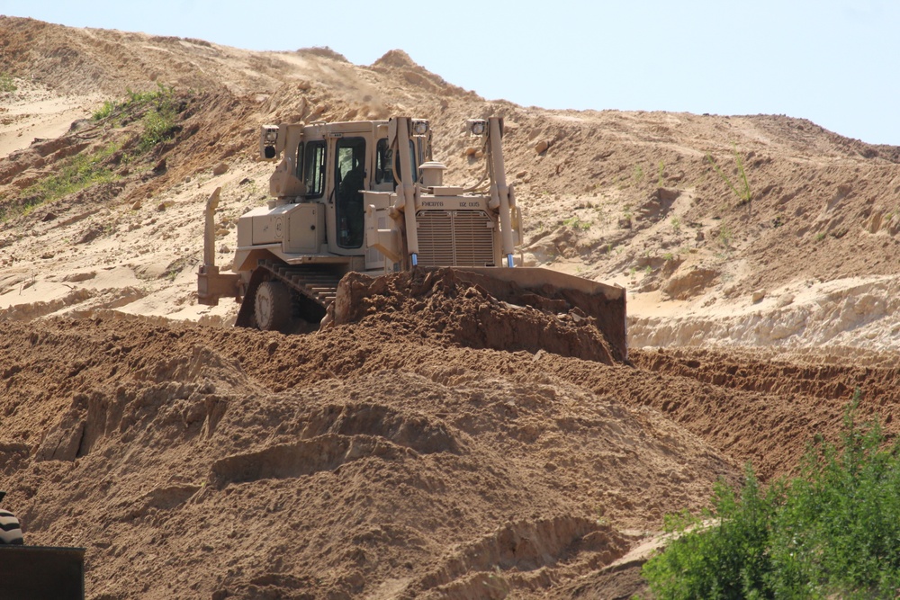 Army Reserve’s 390th Combat Engineers help with ongoing troop project at Fort McCoy