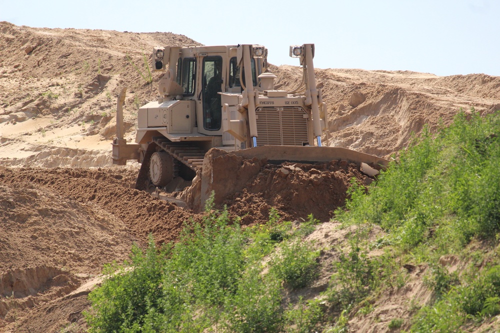 Army Reserve’s 390th Combat Engineers help with ongoing troop project at Fort McCoy