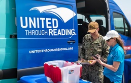 George H.W. Bush Officer Reads For His Children