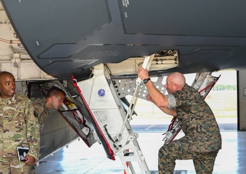 Sergeant Major Howard Kreamer visits Whiteman