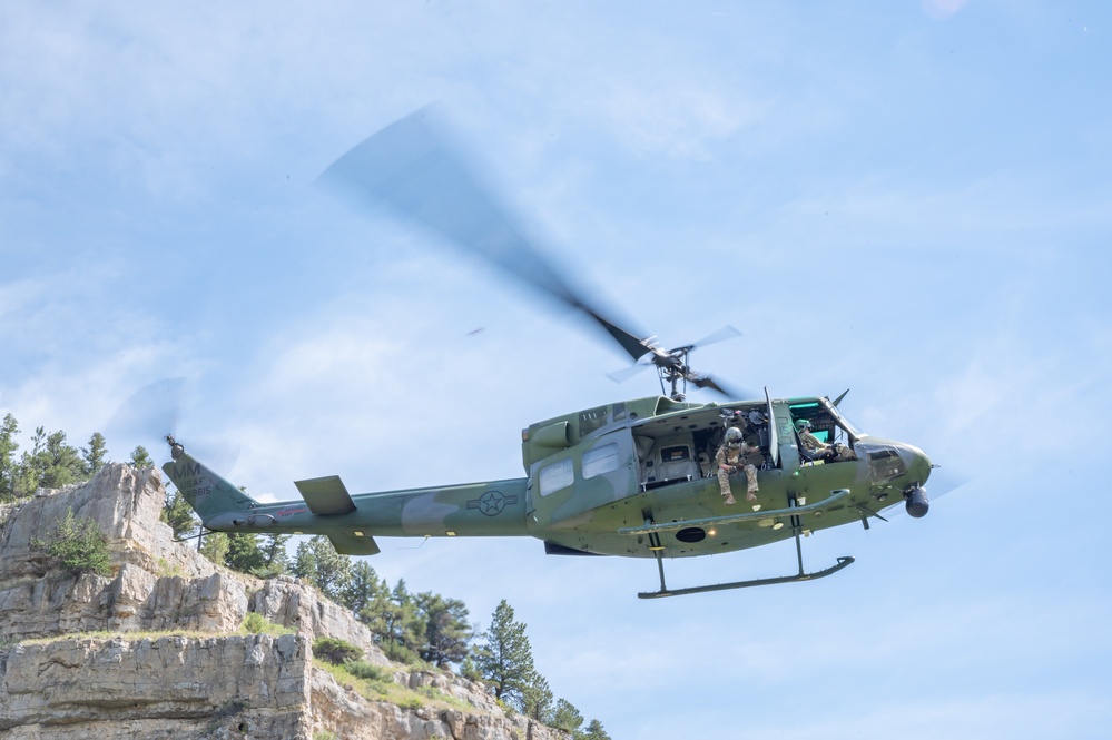 Malmstrom conducts search and rescue exercise in Sluice Boxes State Park