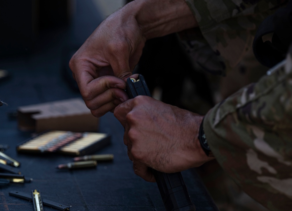 Fieldcraft Hostile Trains on Fundamentals of Weapons