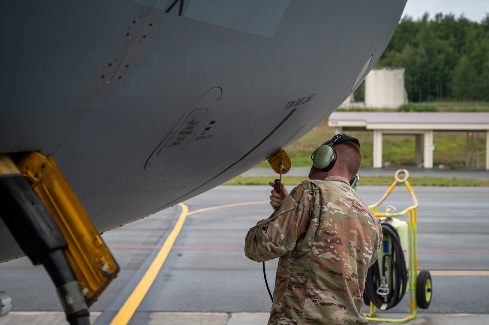 909th ARS fuels fifth-gen during RED FLAG-ALASKA 22-3