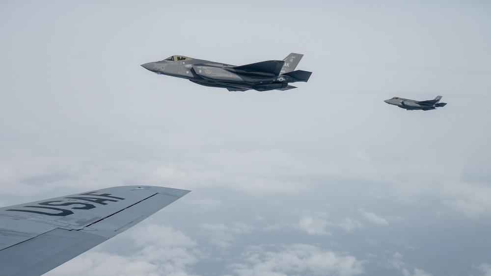 909th ARS fuels fifth-gen during RED FLAG-ALASKA 22-3