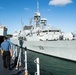 RIMPAC 2022: HMCS WINNIPEG helping HMCS VANCOUVER dock in Pearl Harbour