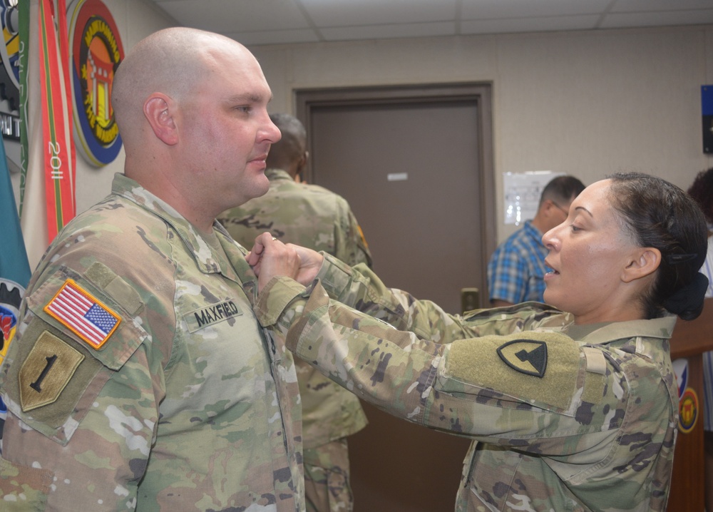 403rd AFSB recognizes Soldiers, Civilians at awards &amp; promotion ceremony