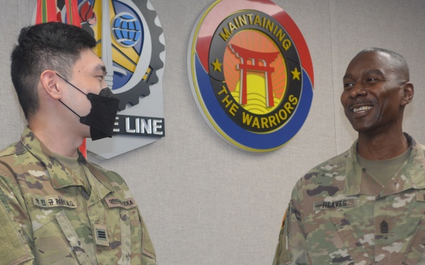 403rd AFSB recognizes Soldiers, Civilians at awards &amp; promotion ceremony