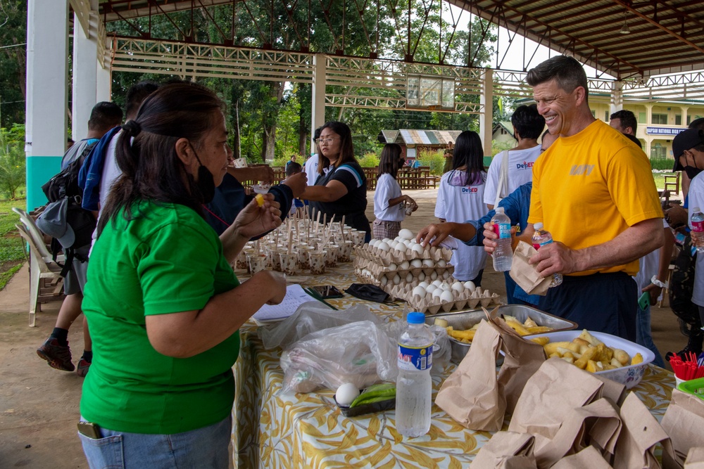 Pacific Partnership 2022 Participates in Tree Planting Host Nation Outreach Event in Puerto Princesa