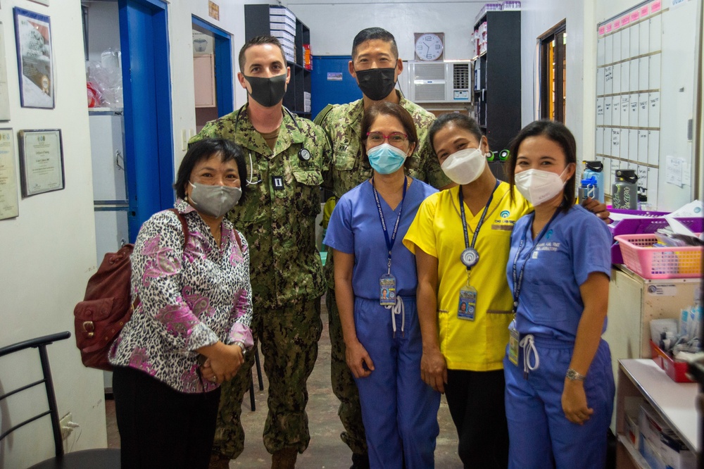 Pacific Partnership 2022 Provides Medical Support at Bayan Health Center in Puerto Princesa
