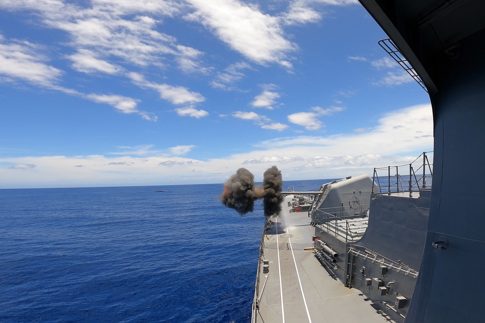 JS Takanami Participates in Live-Fire Exercise